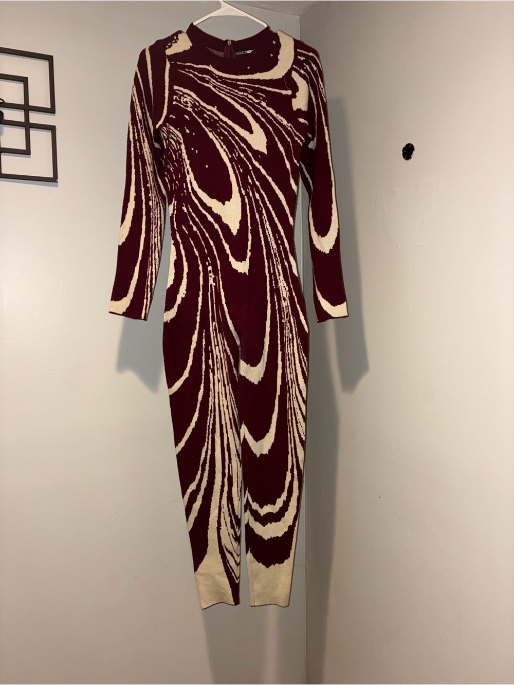 Fashion Nova Maroon and Cream Long Sleeve Swirl Midi Dress